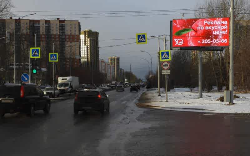 Установлен новый видеоэкран 6х3м. на ул. Караульная, 45